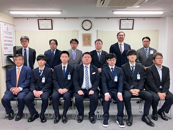 入社式