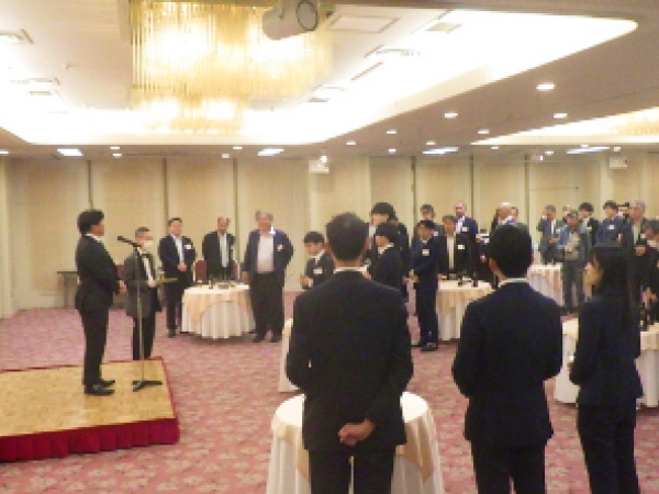 協力会社による定期総会とその後の懇親会
