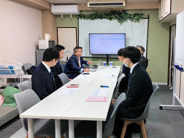 新入社員研修　座学および実習